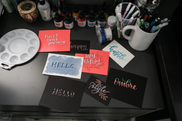 Caneca De Ceramica Branca Ao Lado De Caneca De Ceramica Branca z44v7l2dIDo